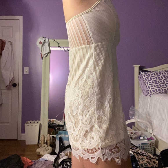 lace romper!!! - Picture 3 of 4
